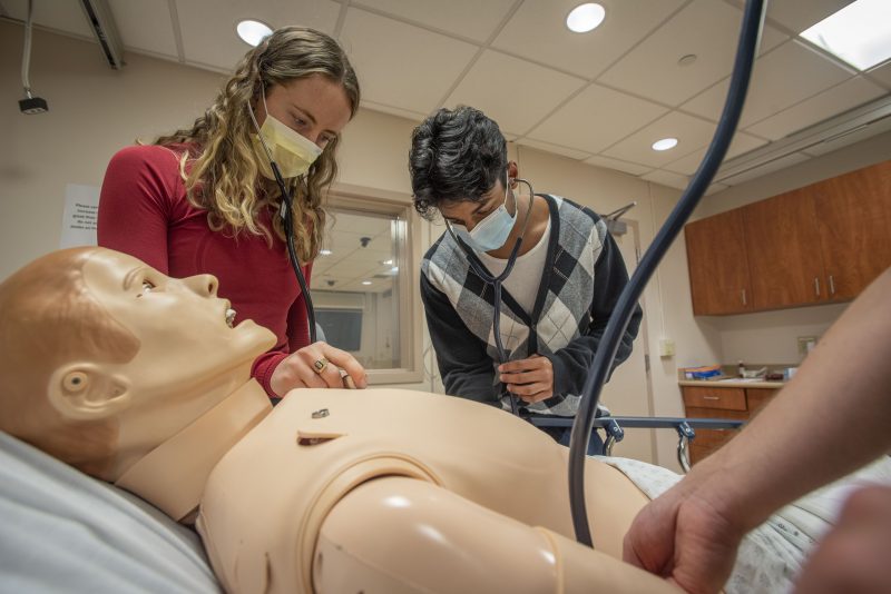 UConn Pre-College Summer: Pre-Med Explore the Medical Field